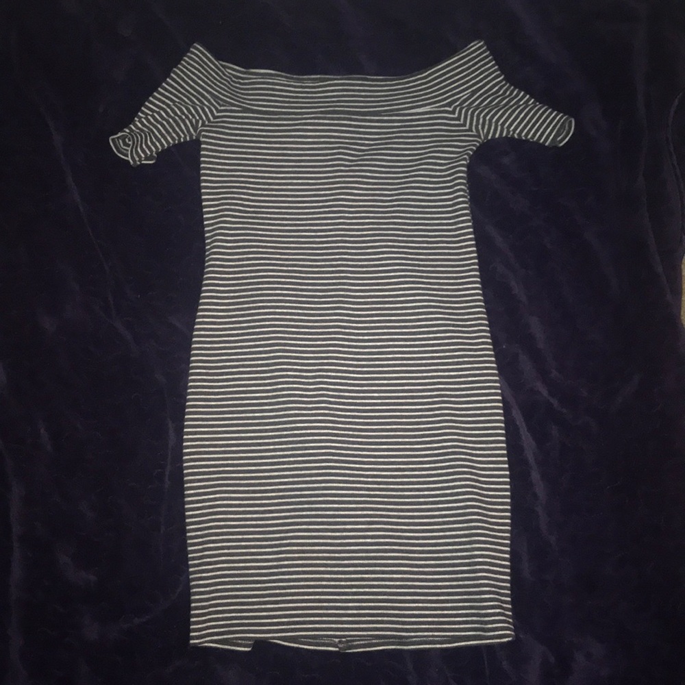 Hollister, black and white striped